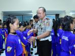kakorlantas-polri-cek-kesiapan-penampilan-polisi-cilik-polcil-polda-bali_20161021_200002.jpg