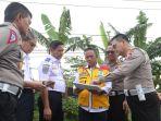kakorlantas-polri-irjen-firman-shantyabudi-bersama-dirjen-perhubungan-darat.jpg