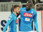 kalidou-koulibaly-dan-penyerang-dries-mertens_20180625_215557.jpg