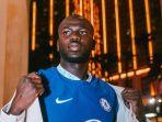 kalidou-koulibaly-resmi-berseragam-chelsea-pada-bursa-transfer-musim-panas-20222023.jpg