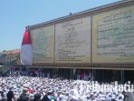 kaligrafi-tulisan-arab-teks-pancasila-pecahkan-rekor-muri_20181022_140630.jpg