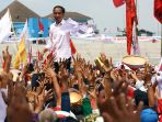 kampanye-jokowi-di-karawang_20190409_185657.jpg