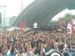kampanye-terbuka-jokowi-berikan-tiga-hadiah-untuk-warga-dumai.jpg