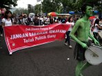 kampanye-tolak-politik-uang-di-semarang_20151207_002257.jpg