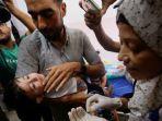 kampanye-vaksinasi-polio-telah-dimulai-di-rumah-sakit-nasser-di-khan-yunis-pada-sabtu-3182024.jpg