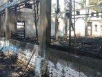 kandang-itik-milik-wayan-sumadi-ludes-terbakar.jpg