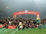 kandaskan-semen-padang-pss-sleman-juarai-liga-2_20181206_170036.jpg