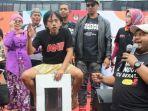 kang-mus-menguji-kekuatan-kotak-suara.jpg