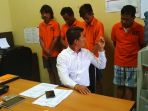 kanit-sidiki-satreskoba-polresta-samarinda-iptu-teguh-wibowo-saat_20170913_152650.jpg