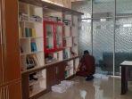 kantor-dprd-jeneponto-digeledah-kejari_1.jpg