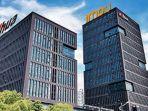 kantor-pusat-imou-tinggi-bener-gedungnya.jpg