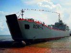 kapal-angkatan-darat-adri-l-50.jpg