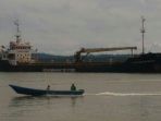 kapal-berbendera-vietnam-hoang-minh-nhat-co-stock-yan_20180422_224053.jpg