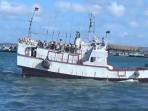 kapal-besandar_20160610_225158.jpg