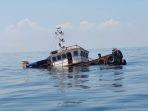 kapal-karam-di-karimun.jpg