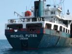 kapal-km-michael-putra_20180302_152700.jpg