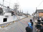 kapal-nelayan-cumi-cumi-ukuran-sedang-nih3.jpg