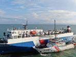 kapal-patroli-kplp-yakni-kn-trisula-p-111.jpg