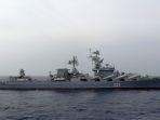 kapal-penjelajah-rudal-rusia-moskva-berpatroli-di-laut-mediterania.jpg