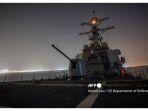 kapal-perang-amerika-serikat-bernama-uss-carney.jpg