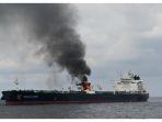kapal-tanker-inggris-terbakar.jpg