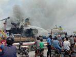 kapal-tanker-waruna-terbakar-di-pelabuhan-belawan-senin-1.jpg