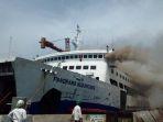 kapal-terbakar-ok.jpg