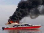 kapal-terbakar_20170427_160111.jpg