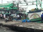 kapal-wisata-tenggelam_20150425_180208_20150425_184920.jpg