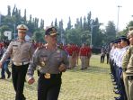 kapolda-jateng-irjen-condro-kirono-tinjau-barisan_20180426_155016.jpg
