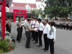 kapolda-jatim-irjen-pol-mahfud-arifin_20170119_184629.jpg