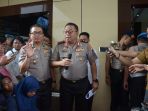 kapolda-jatim-konpers-kasus-prostitusi-artis_20190107_161315.jpg