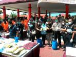 kapolda-kepri-musnahkan-narkoba_20160325_105037.jpg