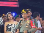 kapolda-metro-jaya-hadiri-pergantian-malam-tahun-baru-di-ancol_20160105_135434.jpg