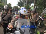 kapolda-metro-jaya-irjen-pol-fadil-imran-mengendarai-moge-memimpin-patroli.jpg