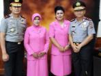 kapolda-sulut-irjen-pol-wilmar-marpaung-dan-wakapolda_20160818_140448.jpg