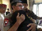 kapolda-takziah-ke-rumah-ketua-dpc-ppp-gun-harahap.jpg