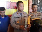 kapolres-boyolali-akbp-kusumo-wahyu-bintoro-menunjukkan-barang-bukti.jpg