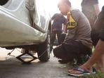 kapolres-brebes-bantu-pemudik.jpg