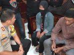kapolres-lumajang-akbp-m-arsal-sahban-minta-keterangan-hartono-dan-lasmi-kasus-suami-gadaikan-istri.jpg