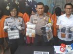 kapolres-malang-kota-akbp-asfuri-tengah-menggelar-rilis-ungkap-kasus_20181019_025532.jpg