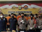kapolres-metro-bekasi-kombes-pol-hendra-gunawan-tengah-111.jpg