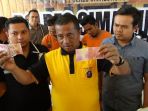 kapolres-simalungun-akbp-marudut-liberty-panjaitan-dan-kasat-reakrim-ak_20170805_213323.jpg