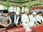 kapolresta-depok-wali-kota-depok-bersma-ustaz-arifin-ilham_20161122_134428.jpg