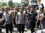 kapolri-kunjungi-lokasi-kebakaran-depo-pertamina-plumpang_20230304_170934.jpg