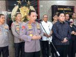 kapolri-listyo-sigit-bersama-dengan-ketum-pssi-erick-thohir-dalam-konferensi-pers.jpg
