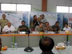kapolri-saat-kunjungan-tiga-menteri_20151028_141414.jpg