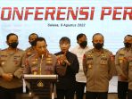 kapolri-umumkan-irjen-ferdy-sambo-tersangka_20220809_194815.jpg