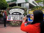 karangan-bunga-nih3_20160116_144153.jpg