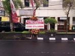 karangan-bunga-untuk-ahok-djarot-sampai-ke-yogyakarta_20170429_171536.jpg